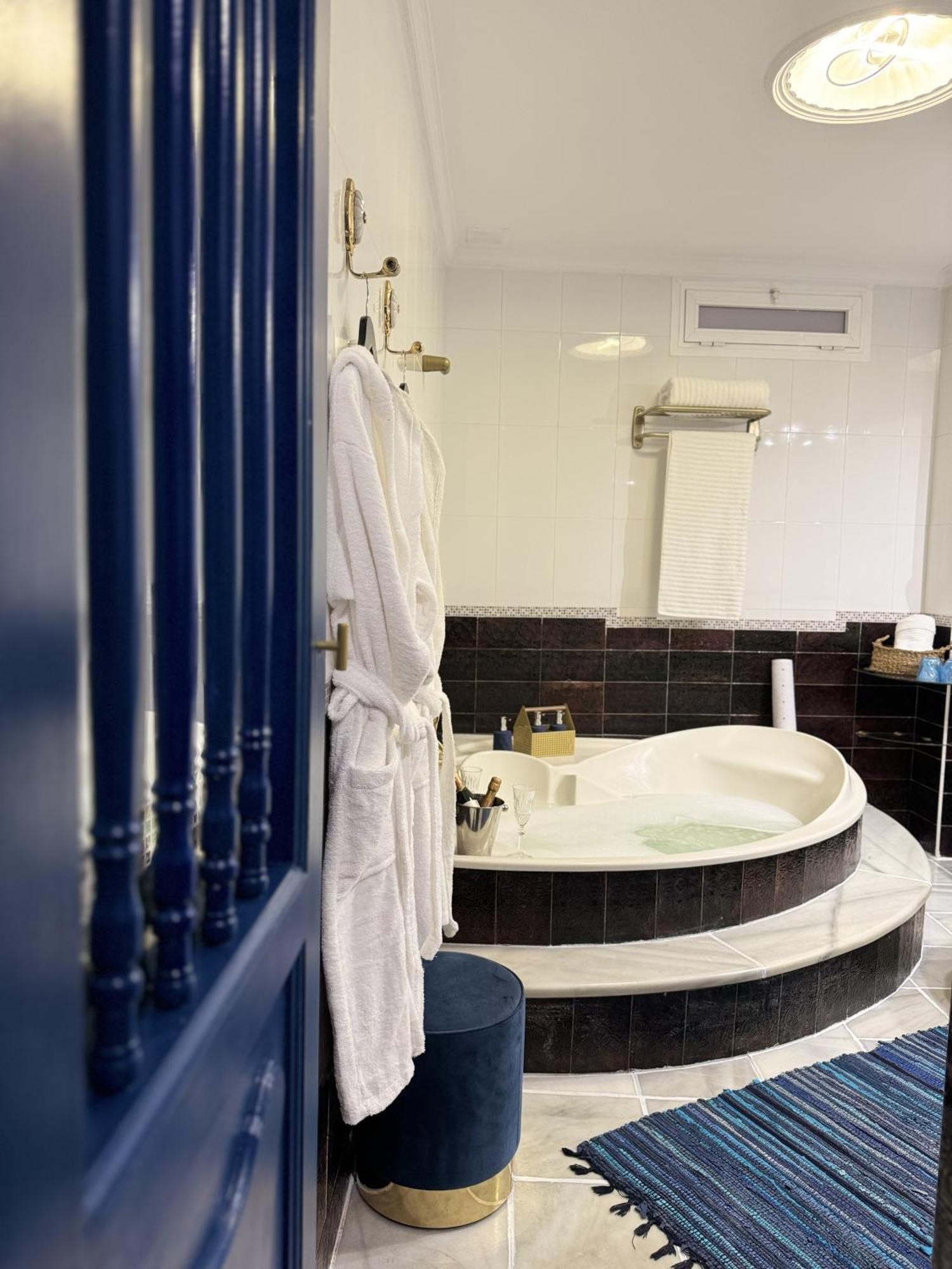 The Blue Guesthouset *